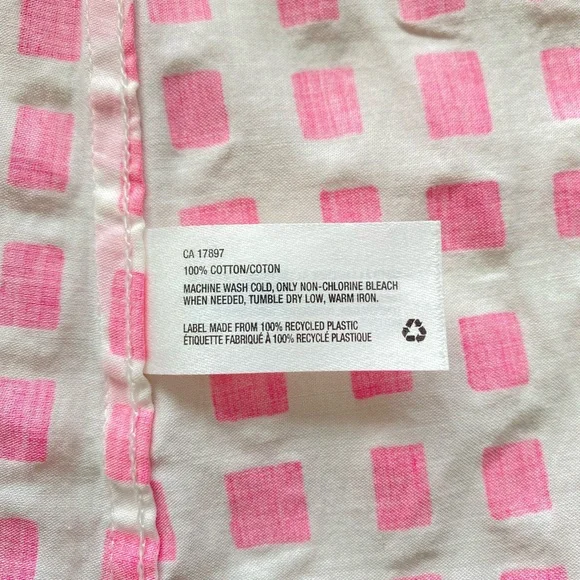 100% cotton GAP Pink and White Casual Button Down Shirt EUC Size S - Picture 6 of 9